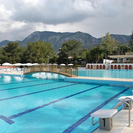 Uptown Bueyuek Anadolu Girne Hotel 외부 사진