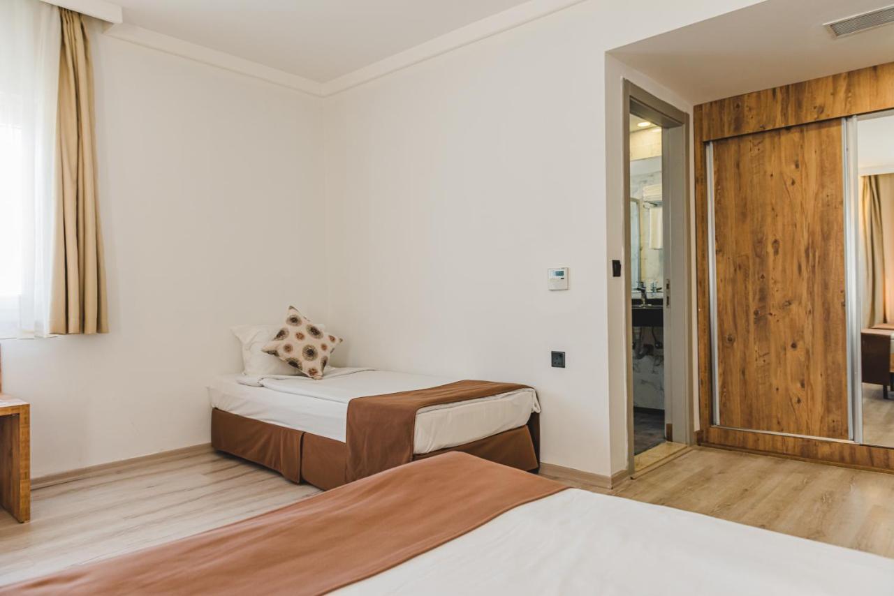 Uptown Bueyuek Anadolu Girne Hotel 외부 사진