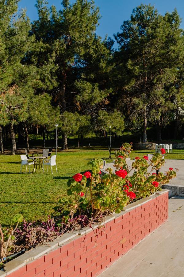 Uptown Bueyuek Anadolu Girne Hotel 외부 사진