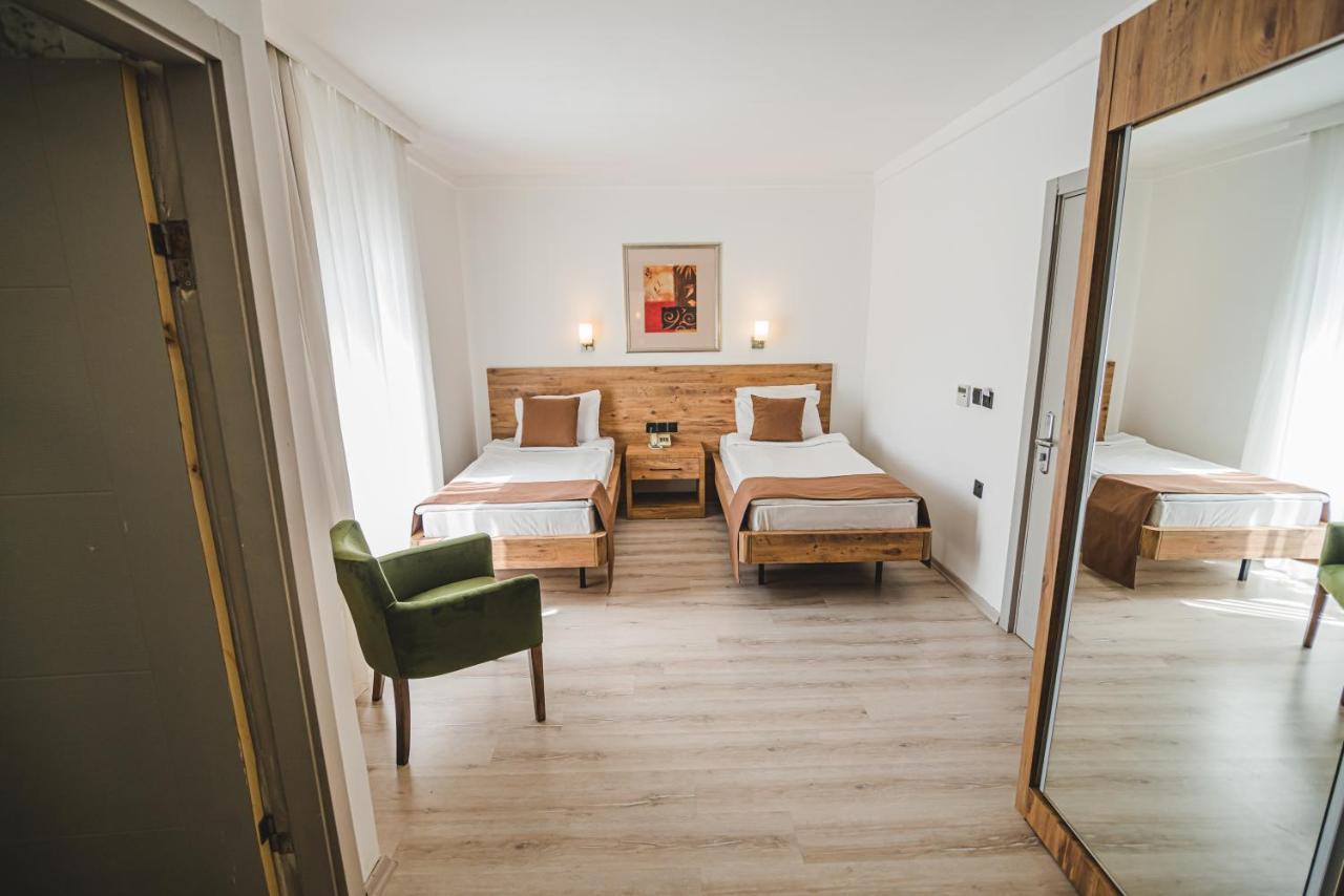 Uptown Bueyuek Anadolu Girne Hotel 외부 사진