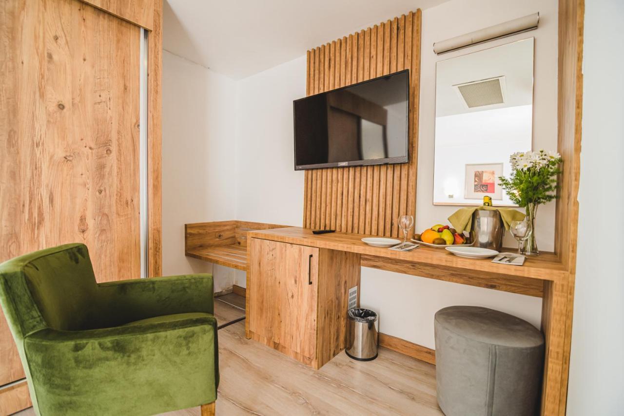 Uptown Bueyuek Anadolu Girne Hotel 외부 사진