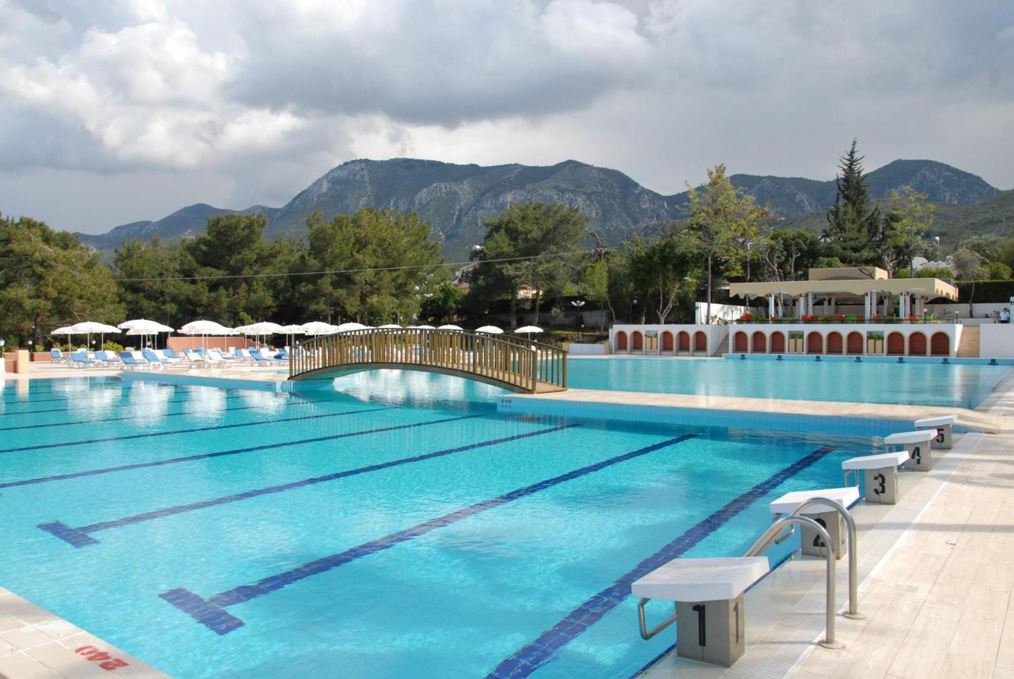 Uptown Bueyuek Anadolu Girne Hotel 외부 사진