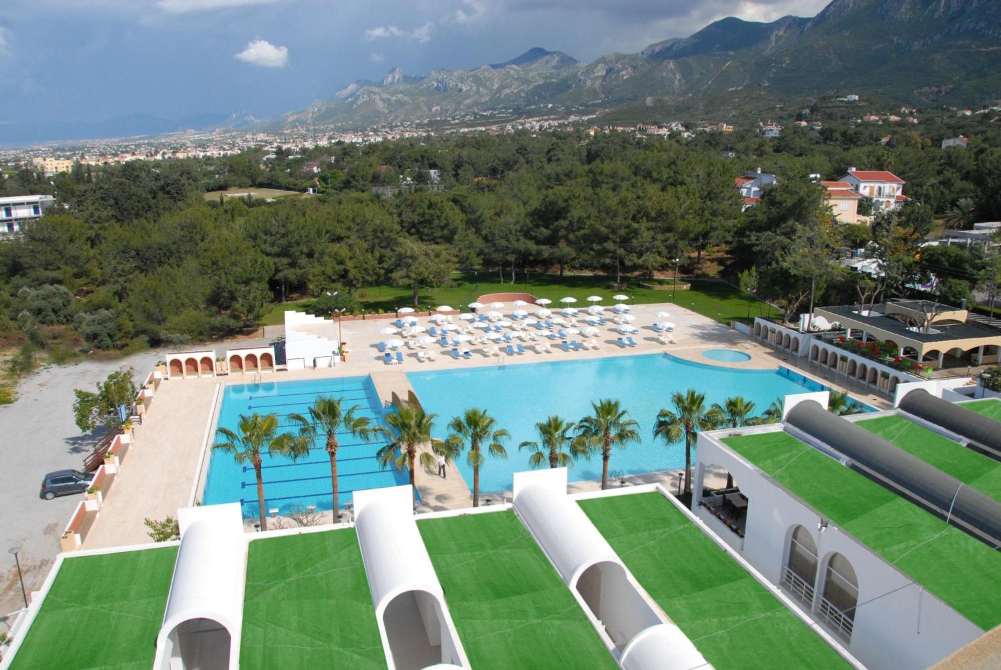 Uptown Bueyuek Anadolu Girne Hotel 외부 사진