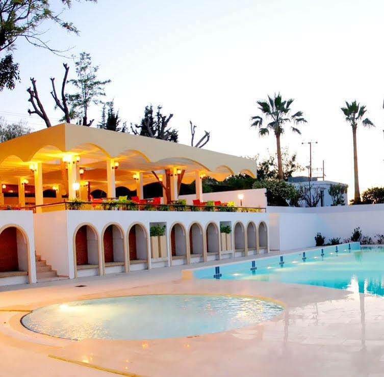 Uptown Bueyuek Anadolu Girne Hotel 외부 사진