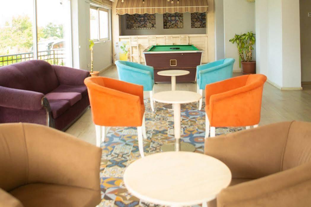 Uptown Bueyuek Anadolu Girne Hotel 외부 사진